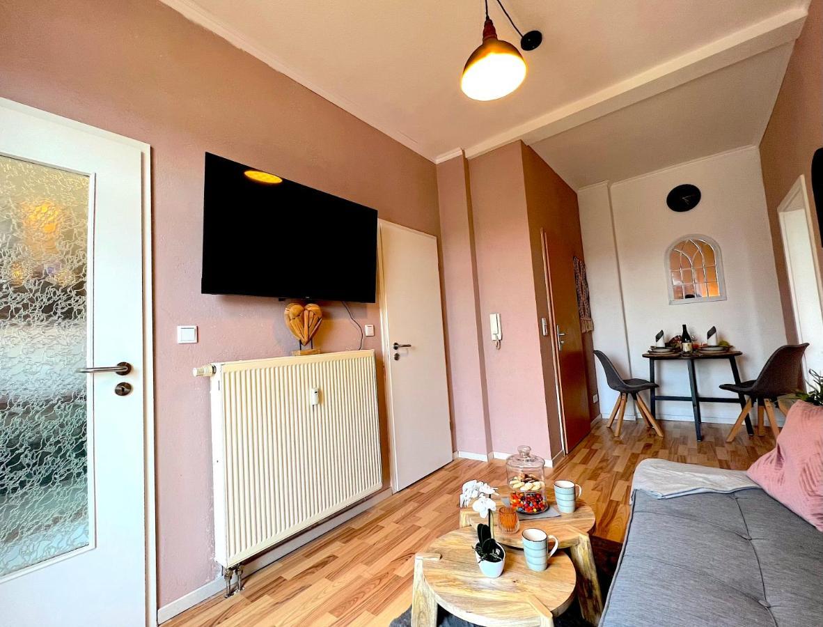 Elbling Apartment Mit Terrasse - Netflix - Parkplatz - Weinbergblick Meissen Extérieur photo