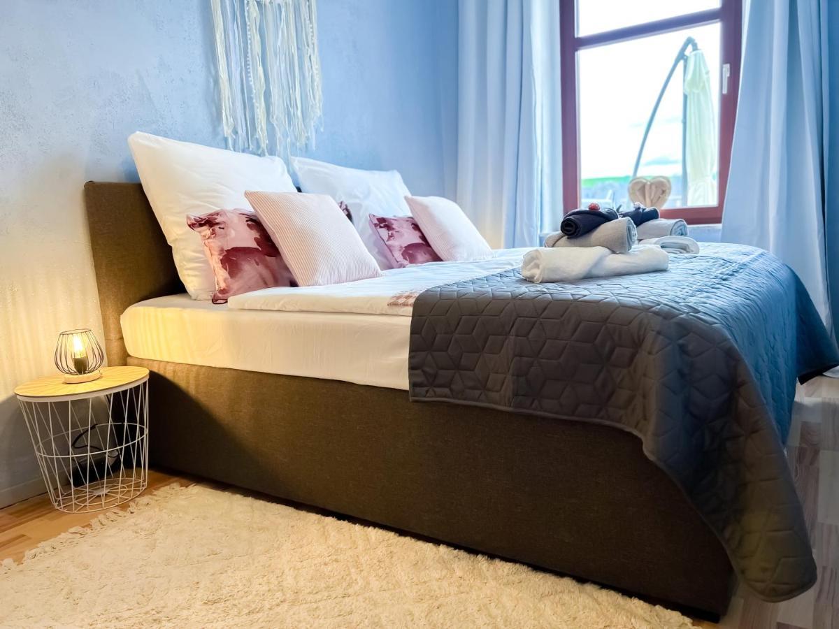 Elbling Apartment Mit Terrasse - Netflix - Parkplatz - Weinbergblick Meissen Extérieur photo