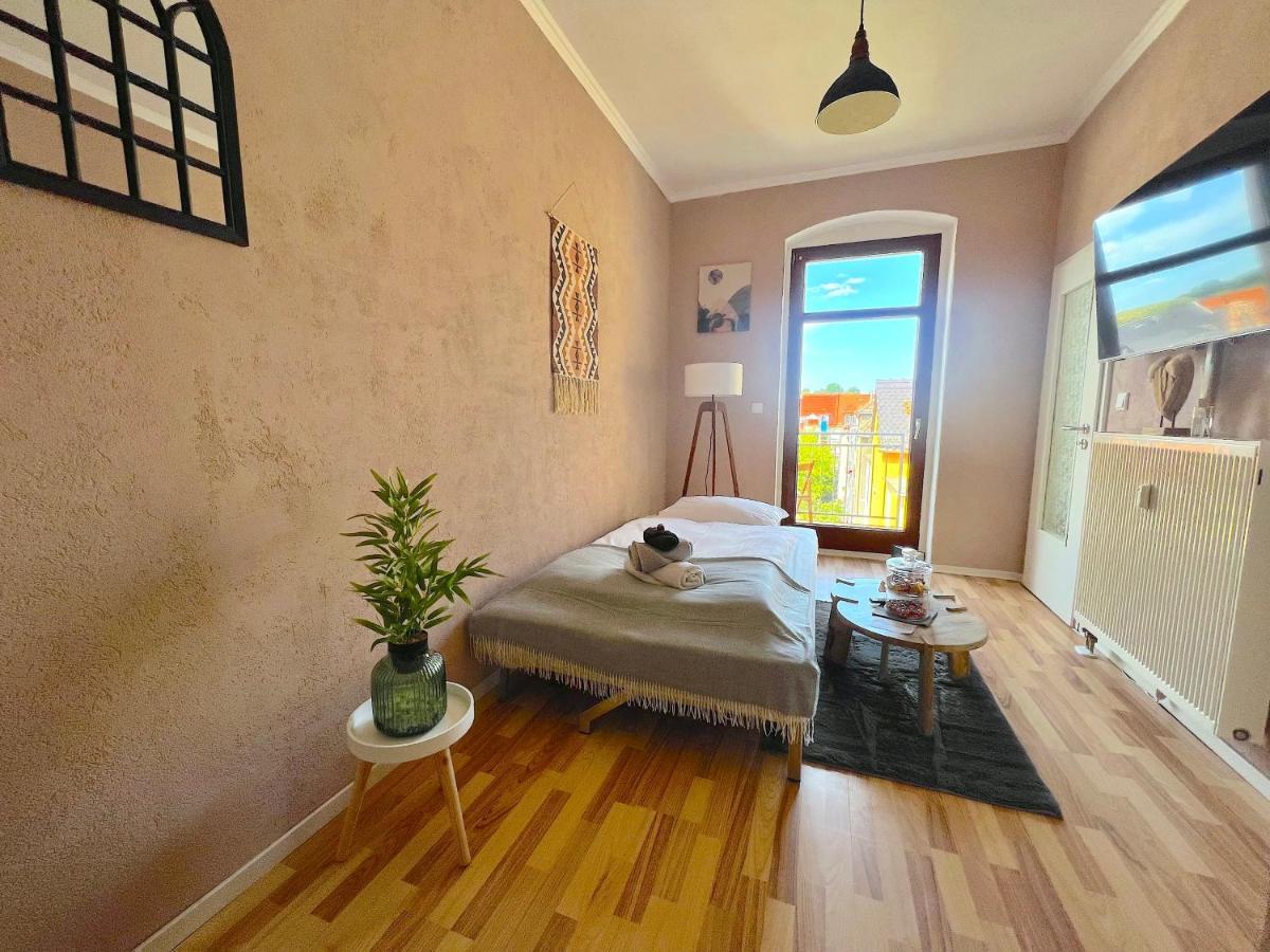Elbling Apartment Mit Terrasse - Netflix - Parkplatz - Weinbergblick Meissen Extérieur photo